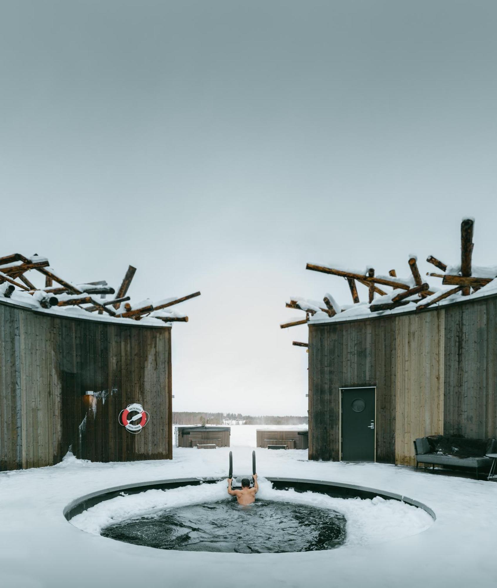 Arctic Bath Hotel Harads Bagian luar foto
