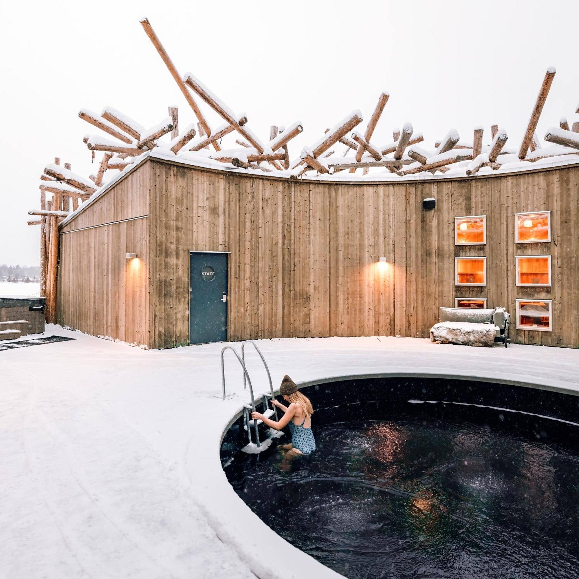 Arctic Bath Hotel Harads Bagian luar foto