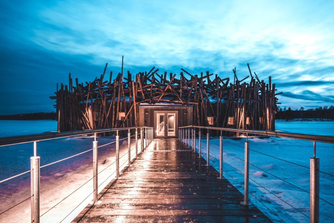 Arctic Bath Hotel Harads Bagian luar foto